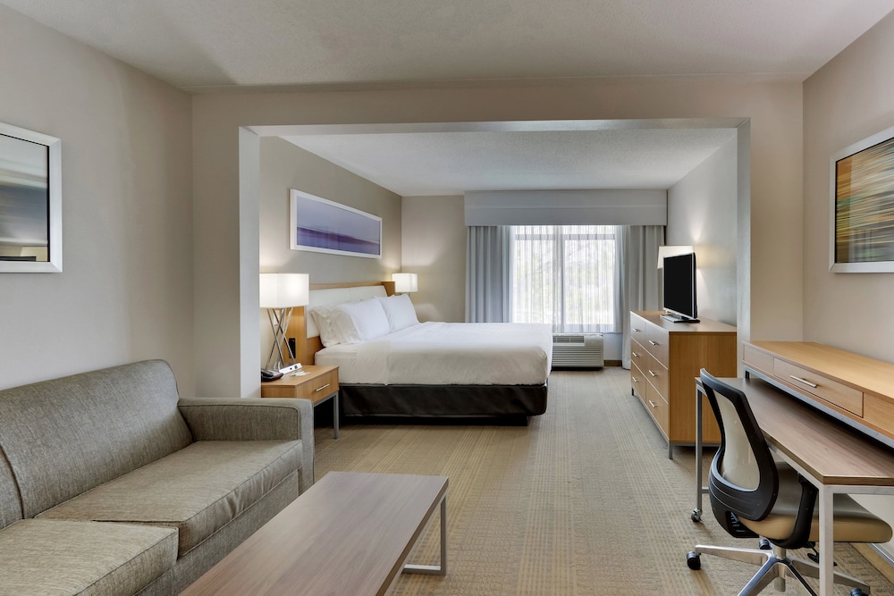 HOLIDAY INN FRANKLIN - COOL SPRINGS 25/64