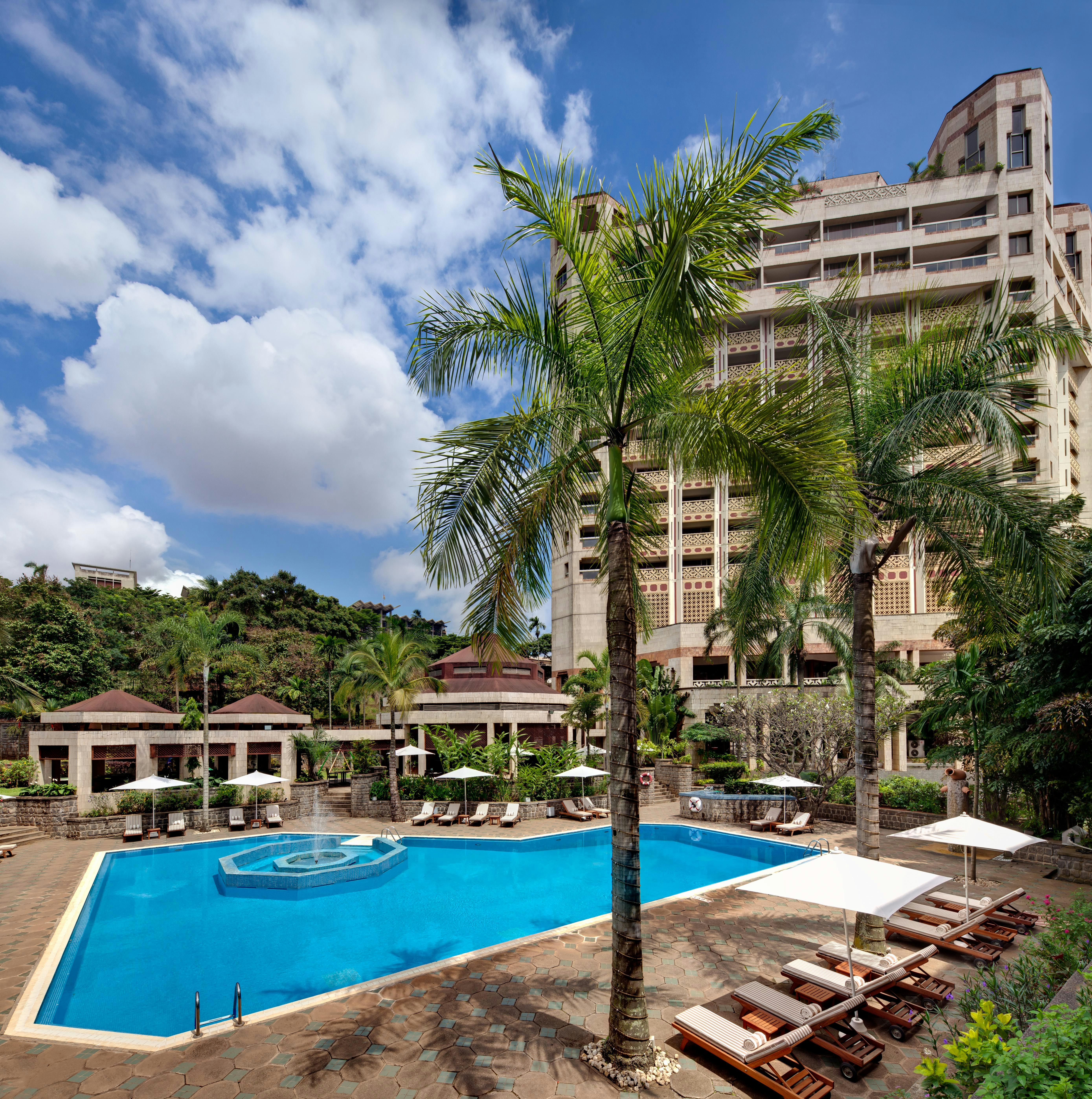 Hilton Yaounde 48/49