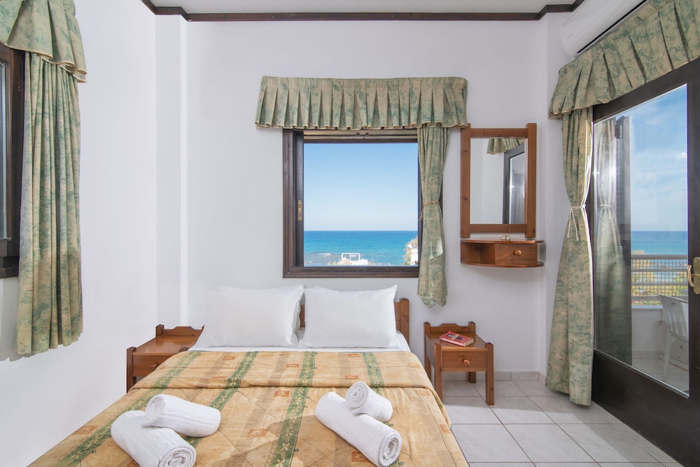 Family, Apartment, 1 Double and 3 Single Beds, Sea View