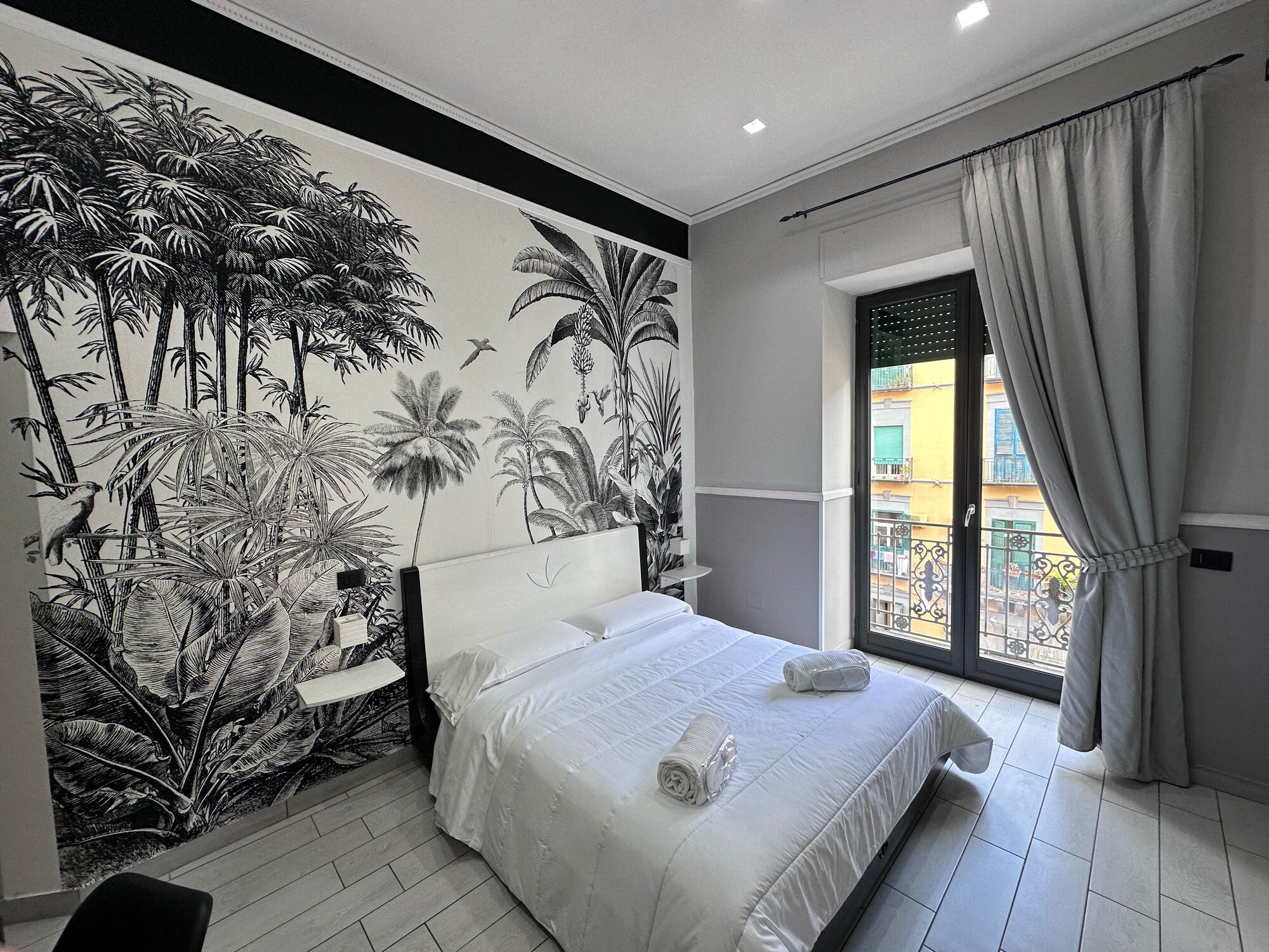 SUPERIOR, DOUBLE BED