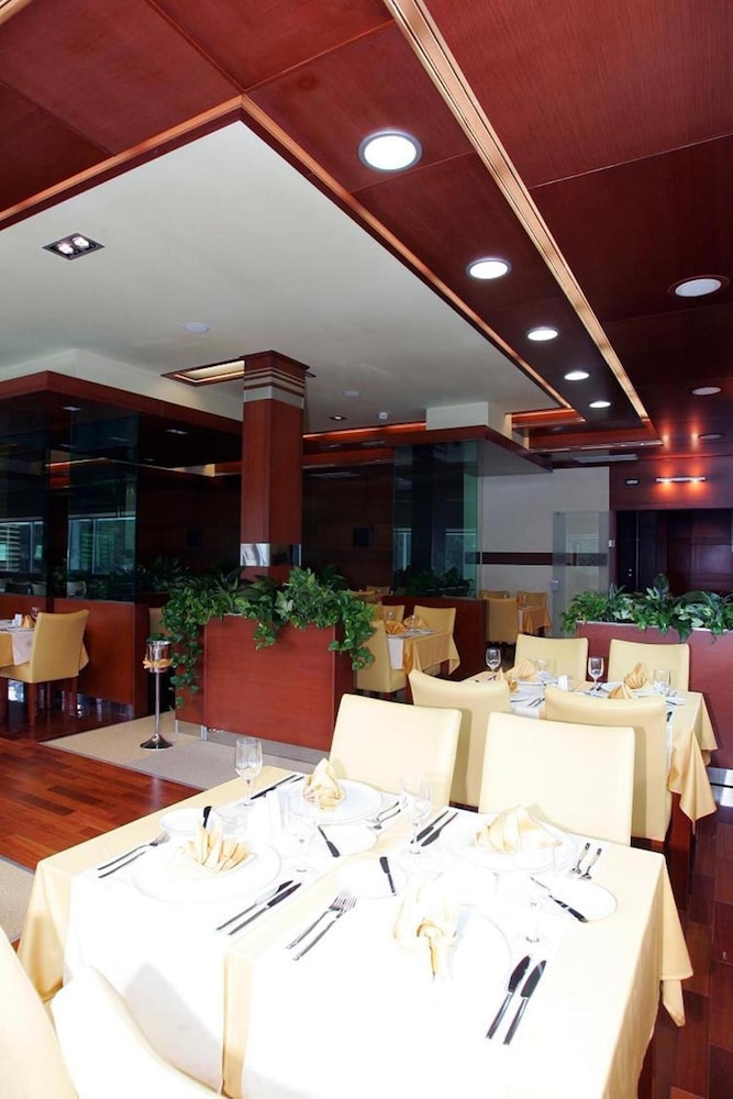 Cezar Hotel 22/27