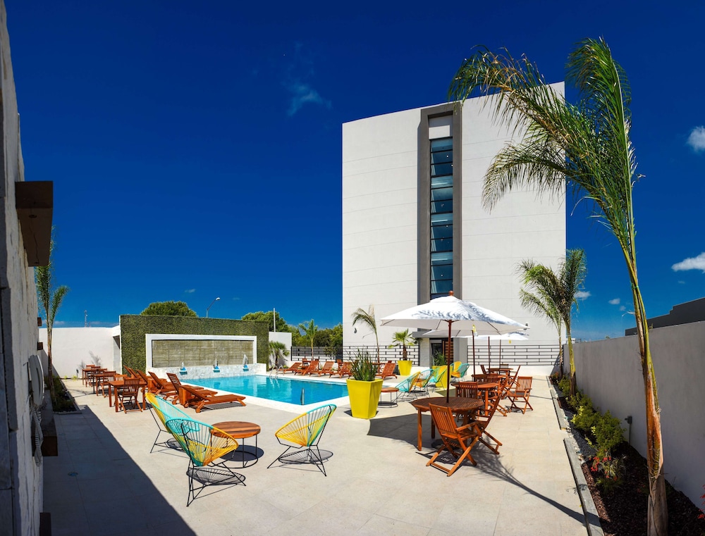 Hampton Inn by Hilton Piedras Negras 4/53