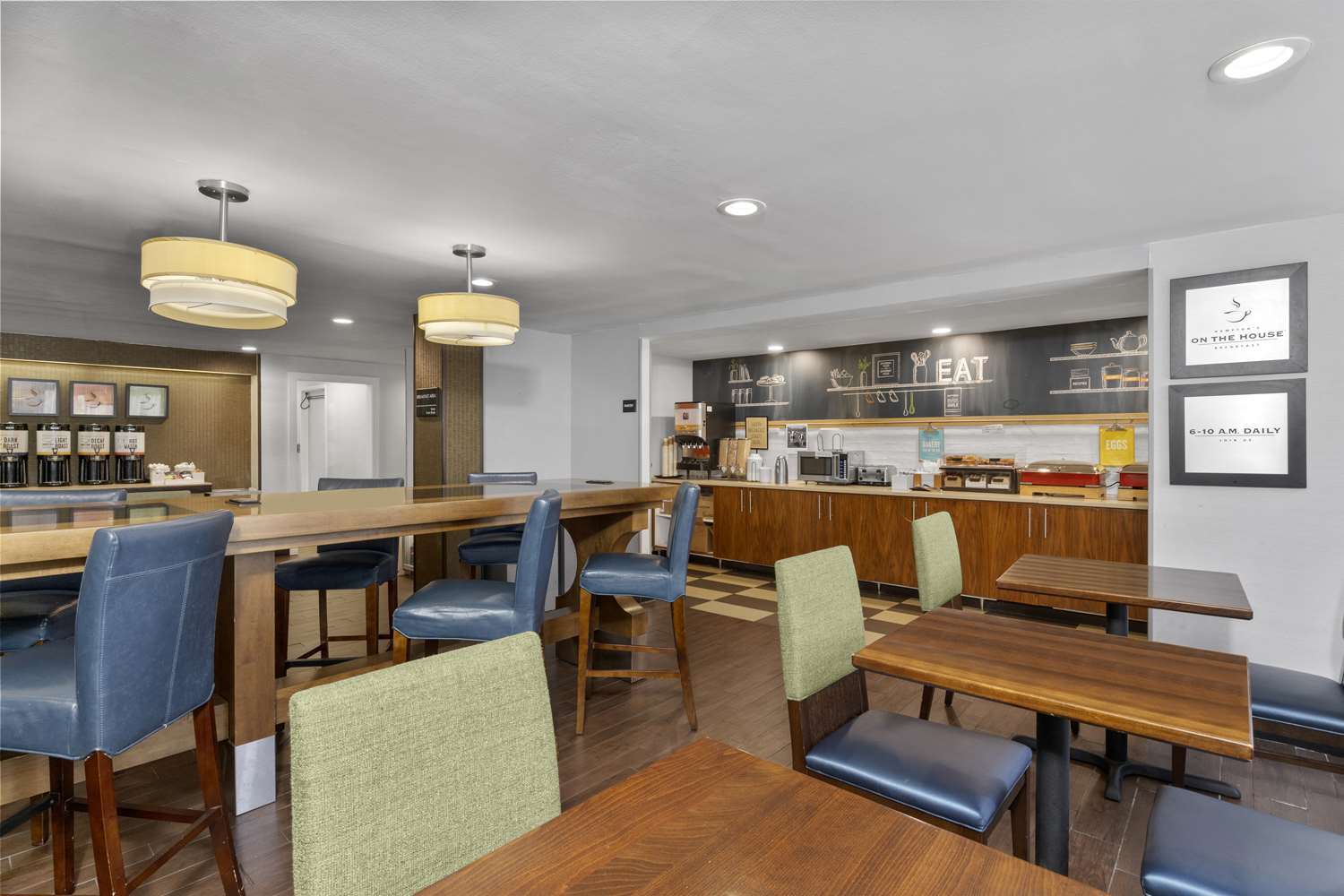 restaurant cafeteria