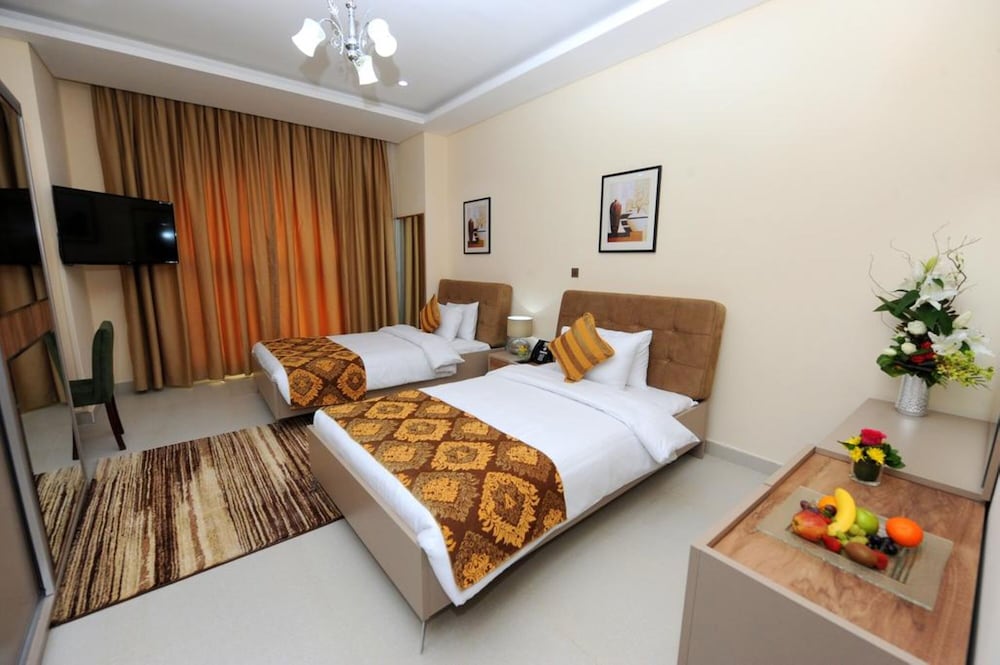 2 BEDROOMS, APARTMENT