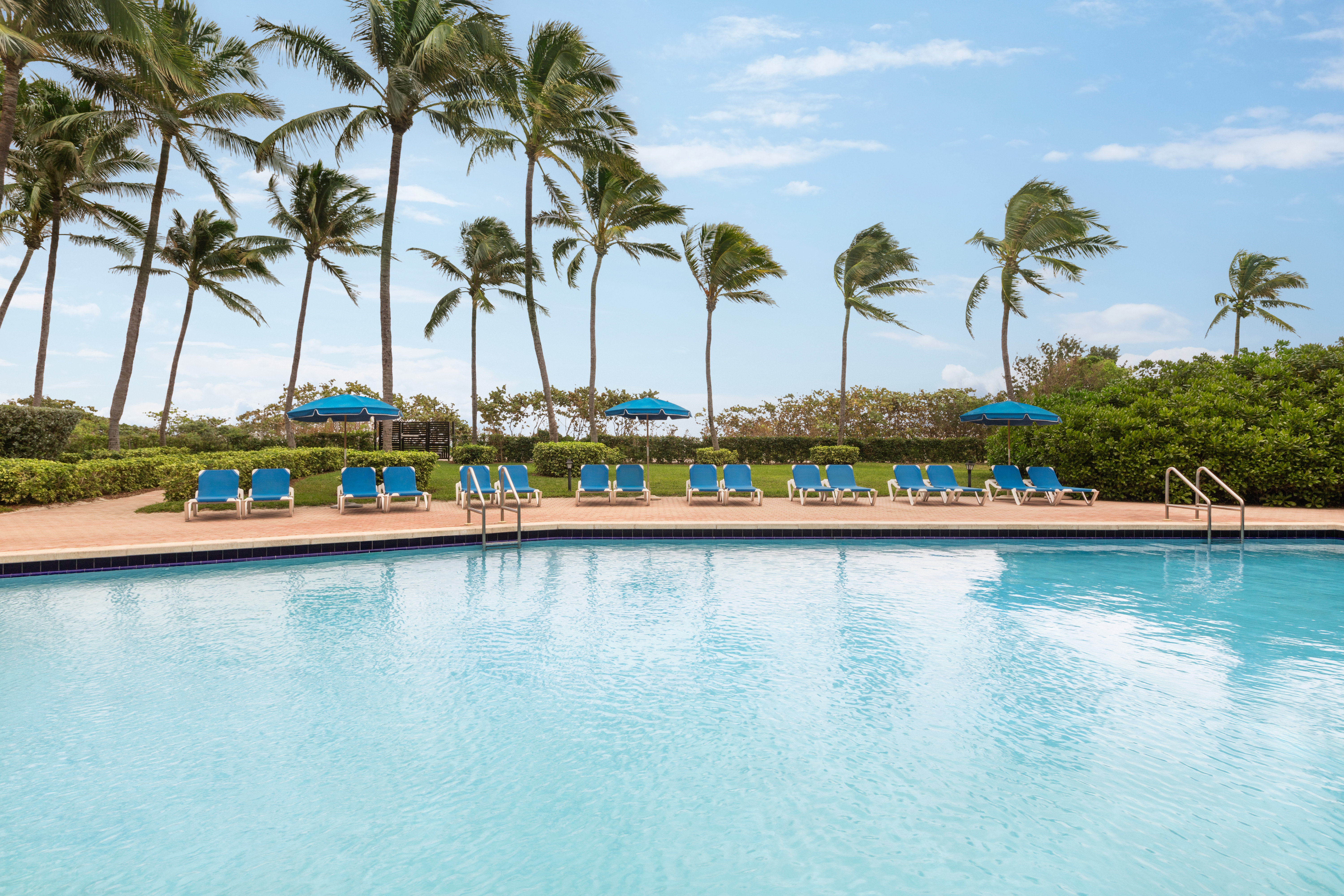 Holiday Inn Miami Beach Oceanfront Hotel 64/71