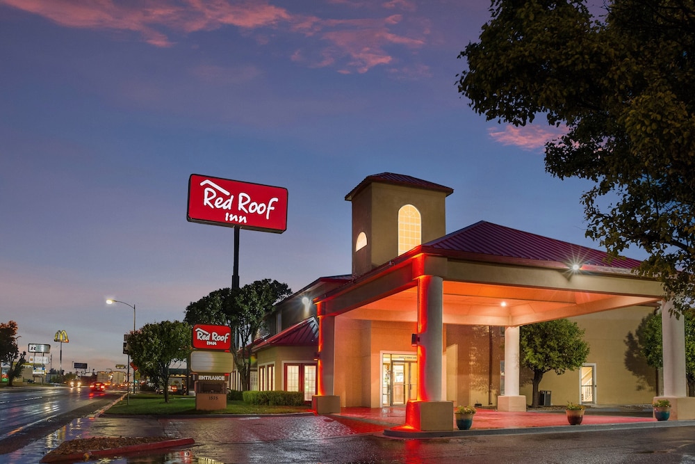 Red Roof Inn Dumas 1/32