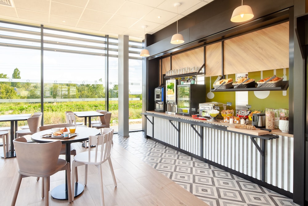 B&B HOTEL Paris Igny Palaiseau 31/43