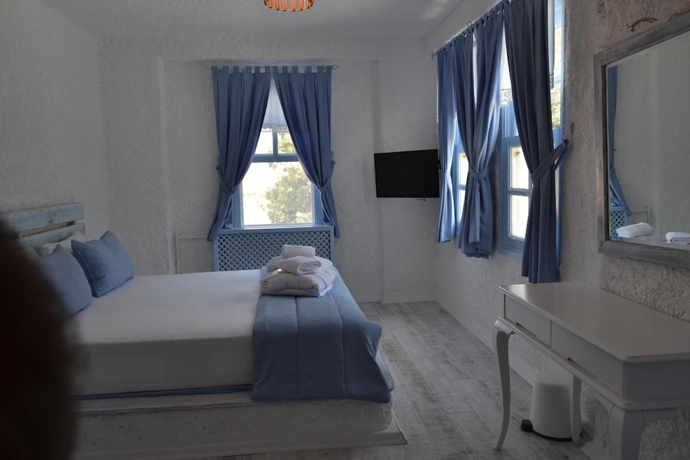 Thea Butik Hotel & Restaurant 10/28
