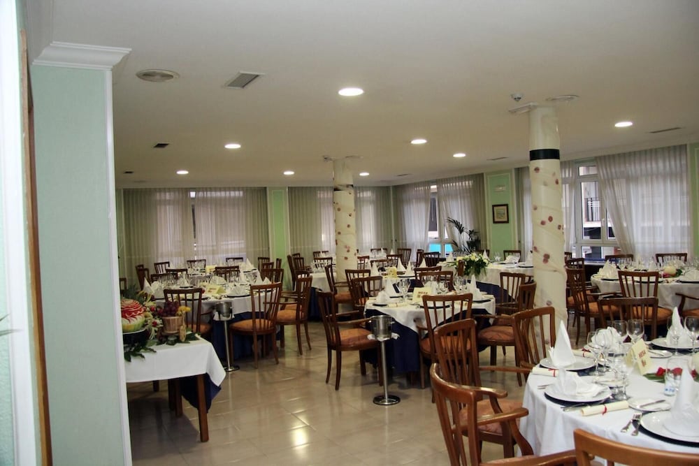 Hotel Santa Pola by Pierre & Vacances 45/50