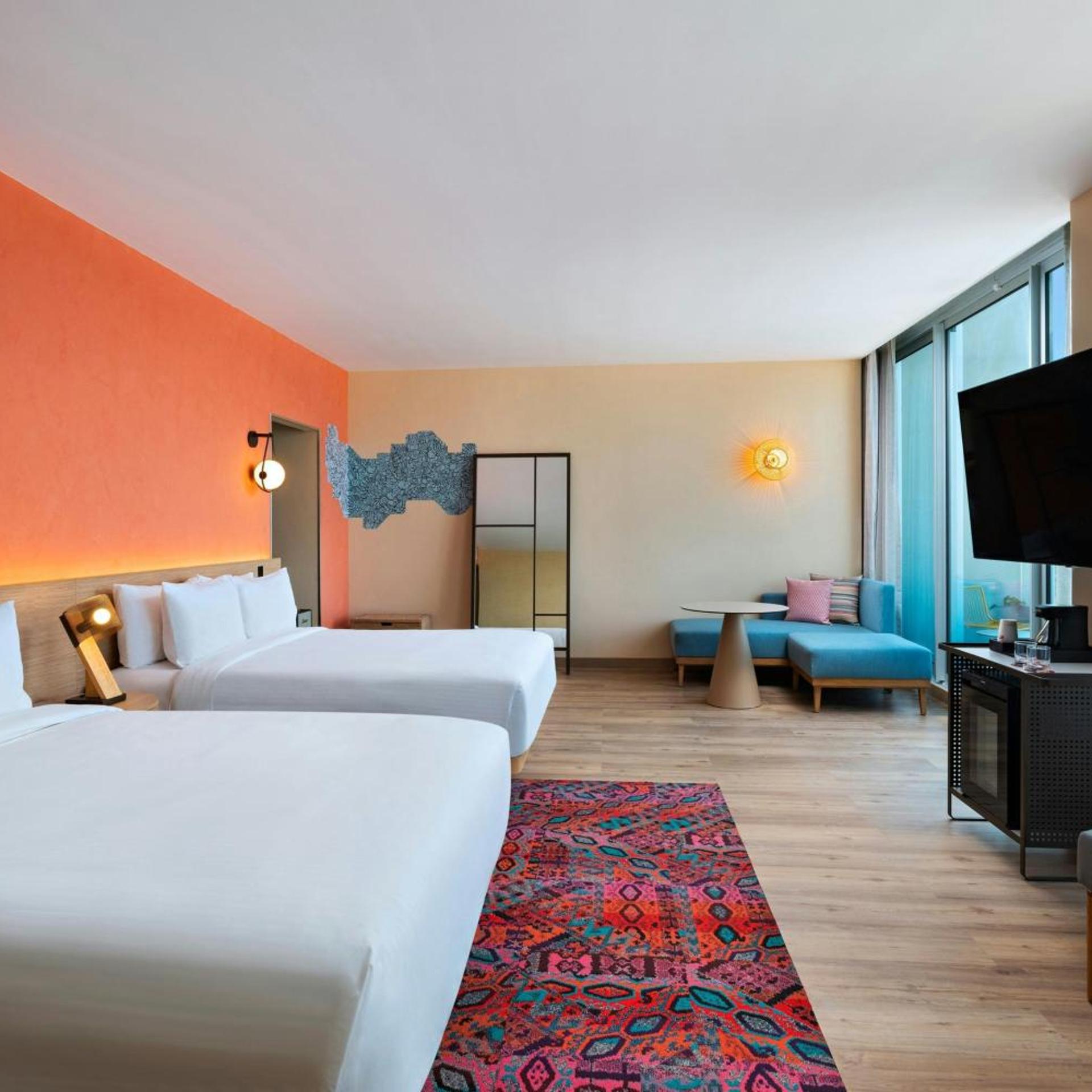 Savvy, Suite, 2 Queen Beds, Balcony