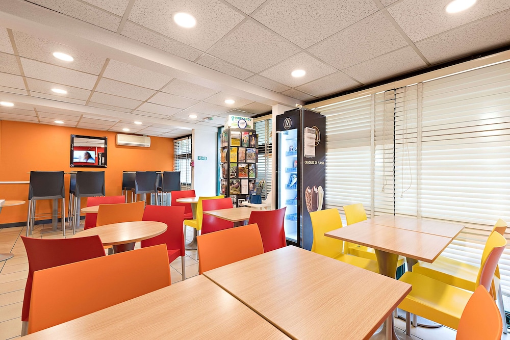 Premiere Classe Rouen Sud - Parc des Expositions 35/54