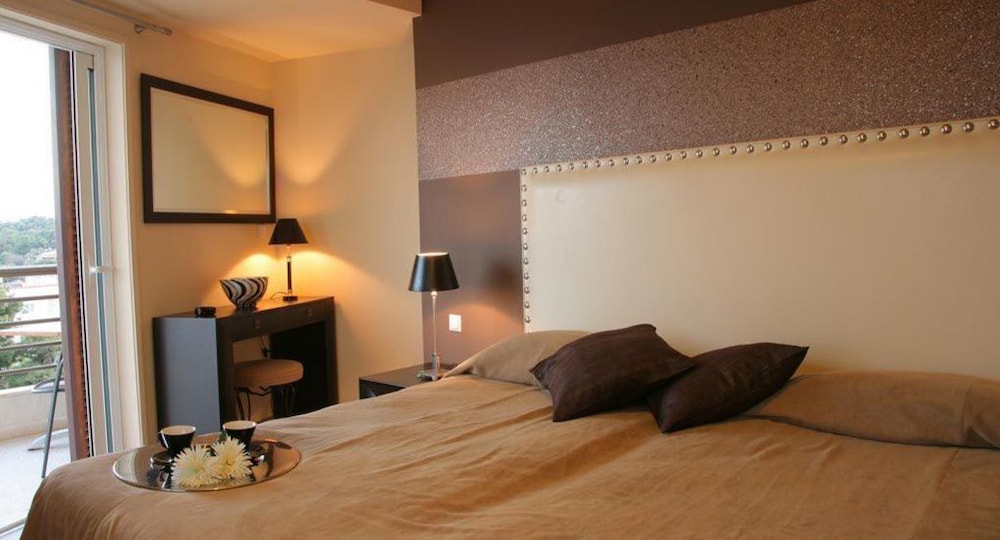 Mati Hotel 17/53