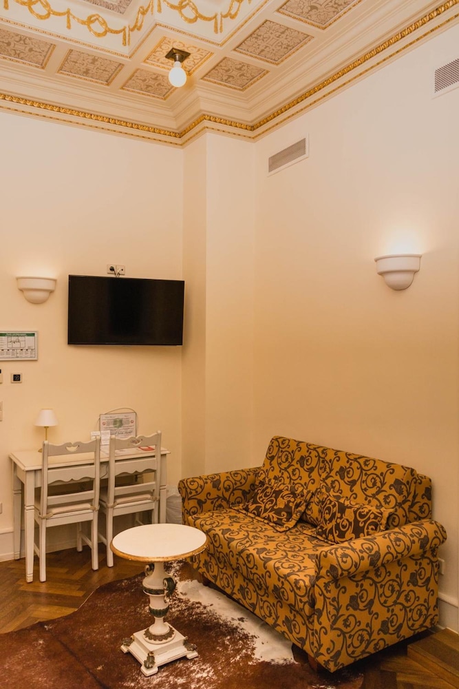Hotel Villa Marstall 48/71