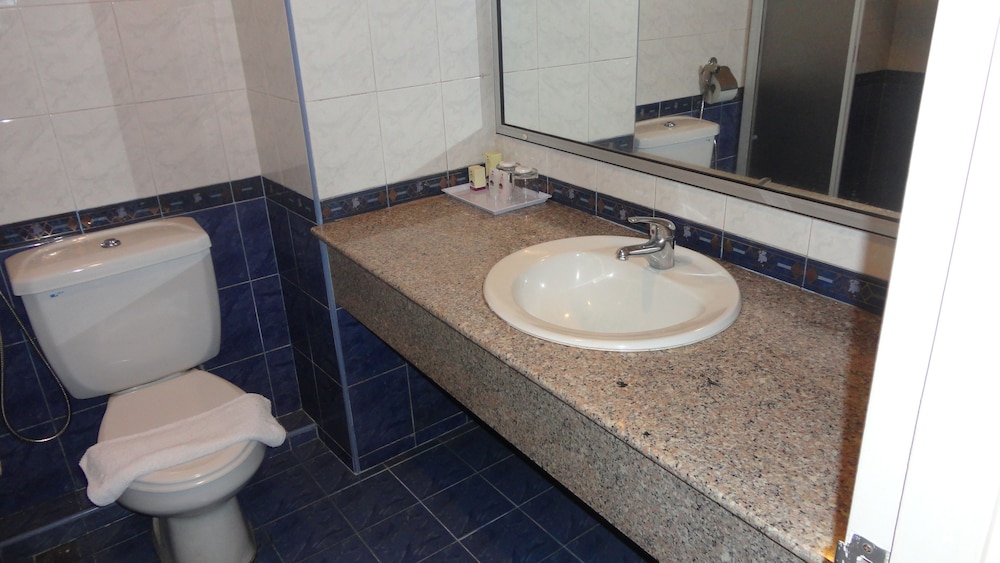 Iris House Hotel 26/65