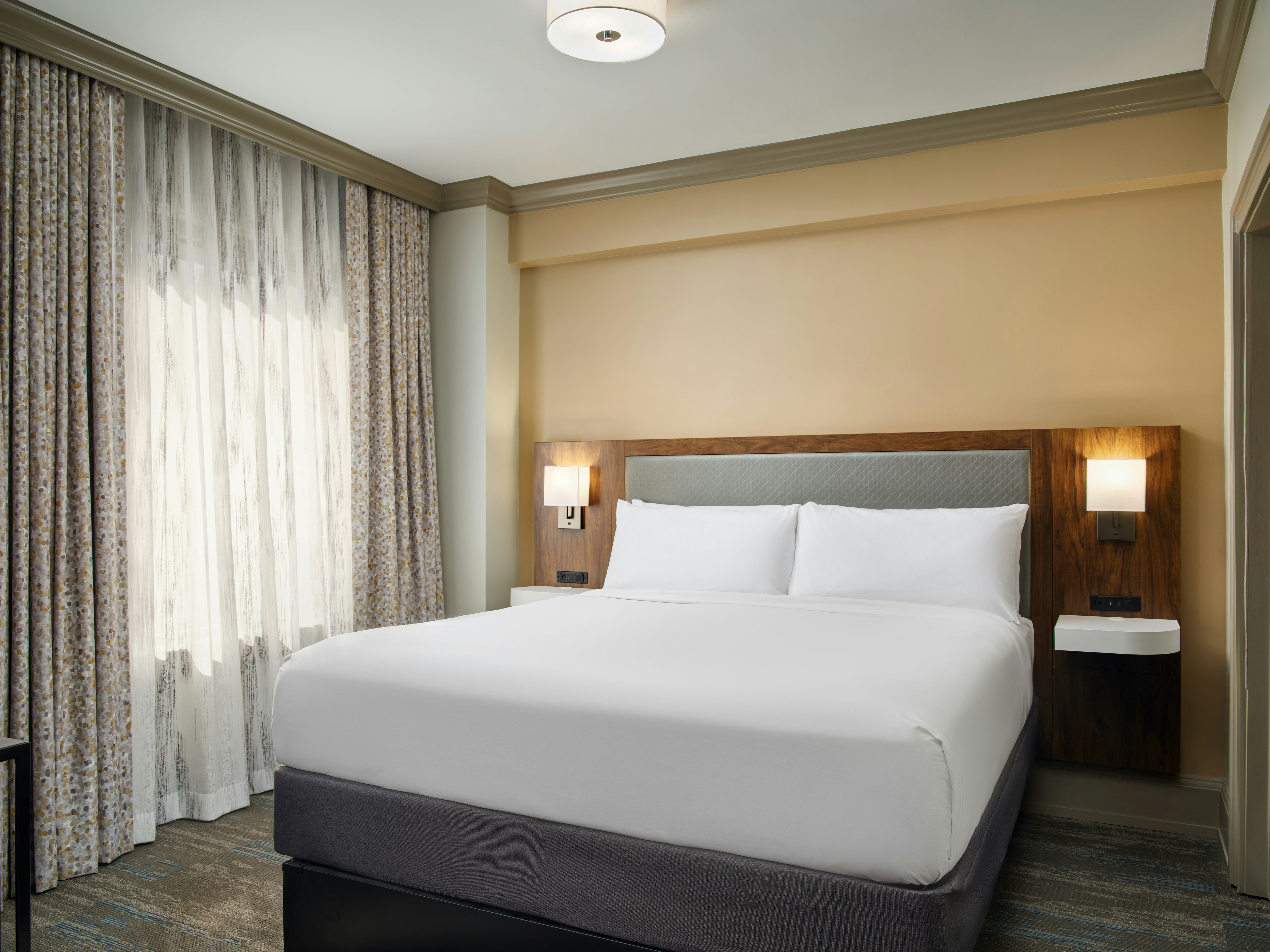 Hampton Inn & Suites New Orleans Canal St. French Quarter 5/14