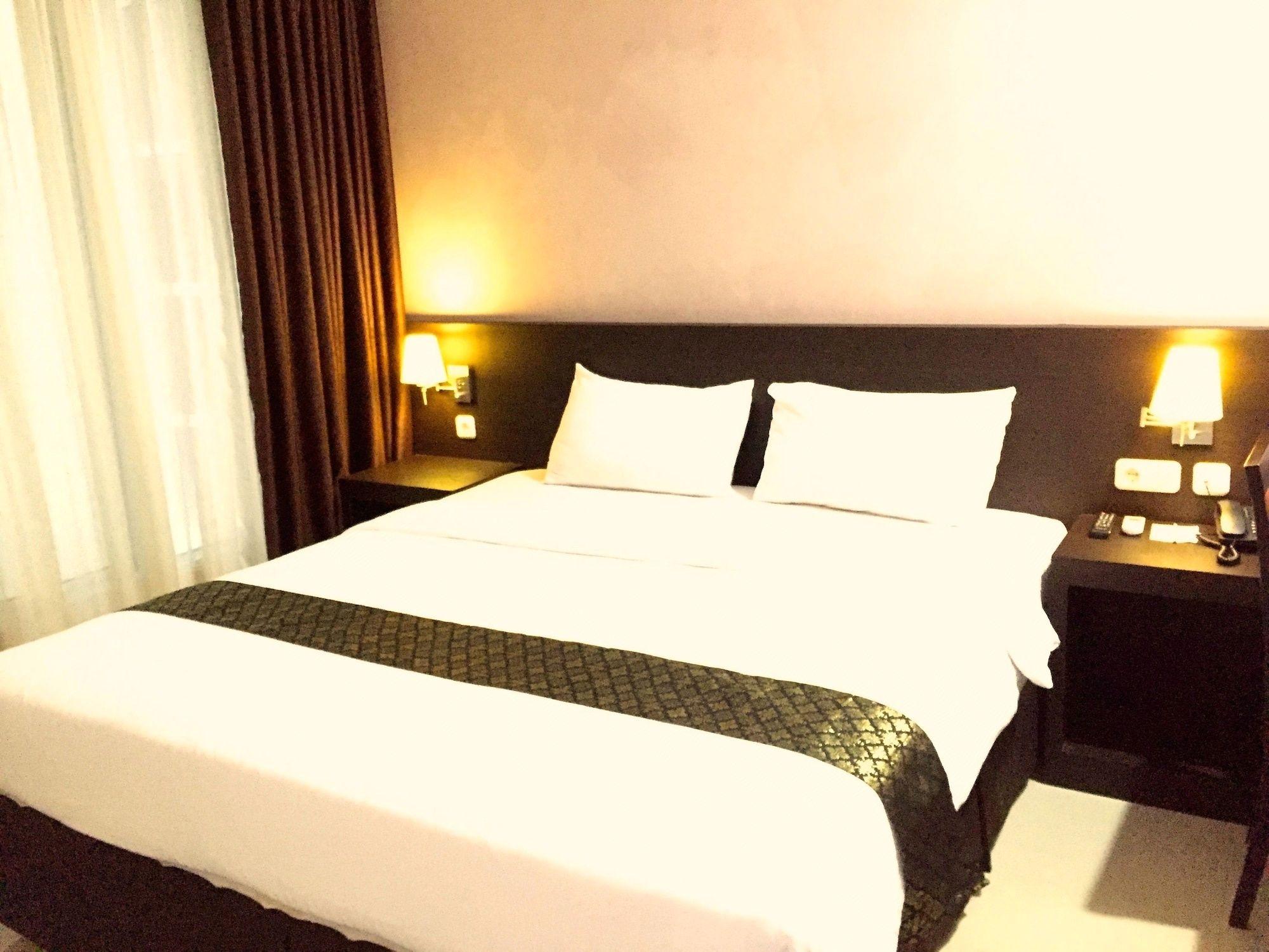 GRAND HAWAII HOTEL 19/33