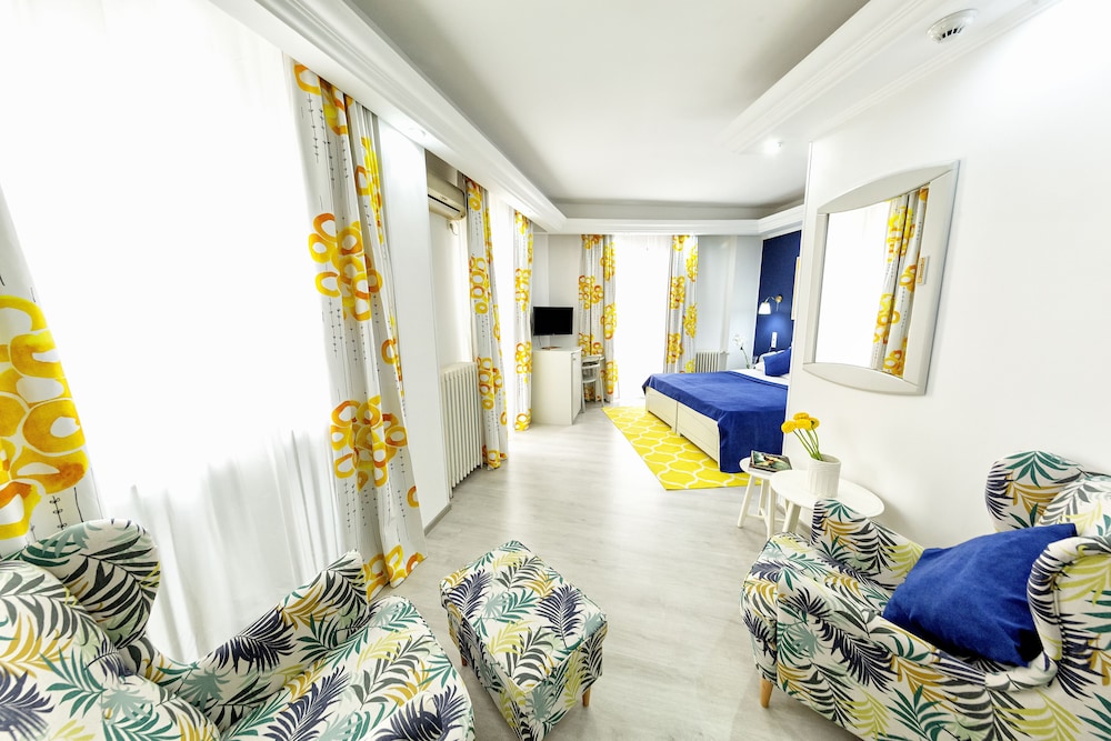 Relax Comfort Suites 36/50