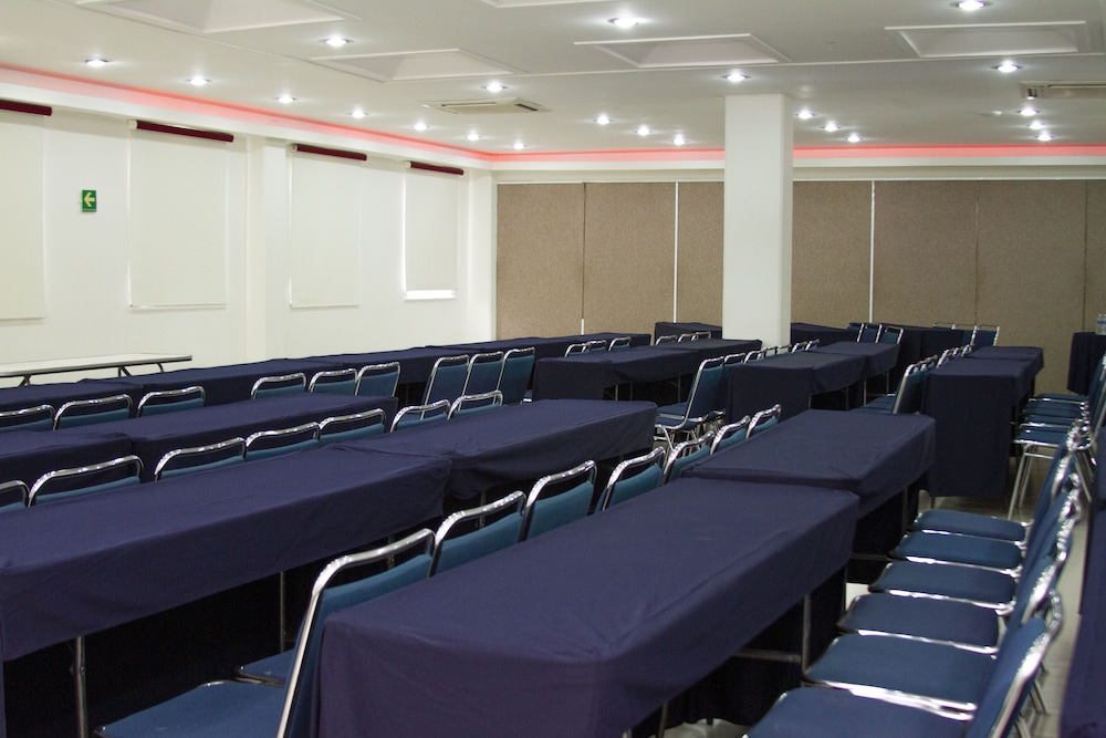 Hotel Baez Paraiso 51/59