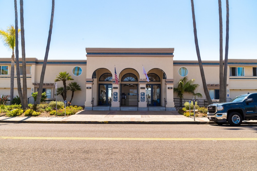 Southern California Beach Club 12/73
