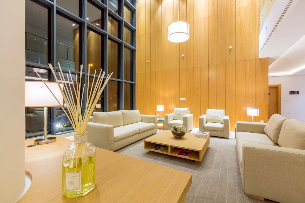 Delta Hotel Apartments 40/56