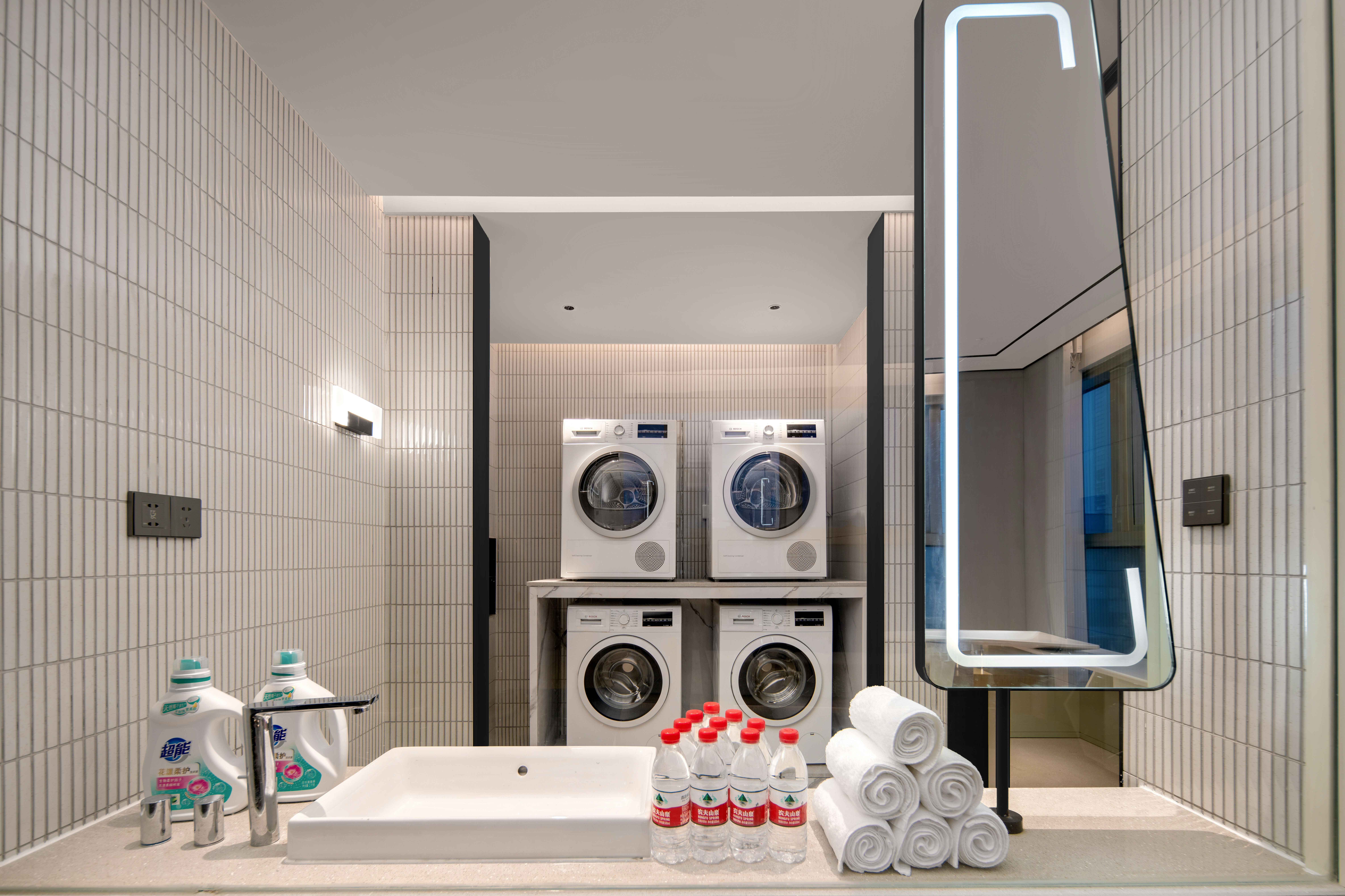 Hilton Garden Inn Nanjing Hexi Olympic Sports Center 43/44