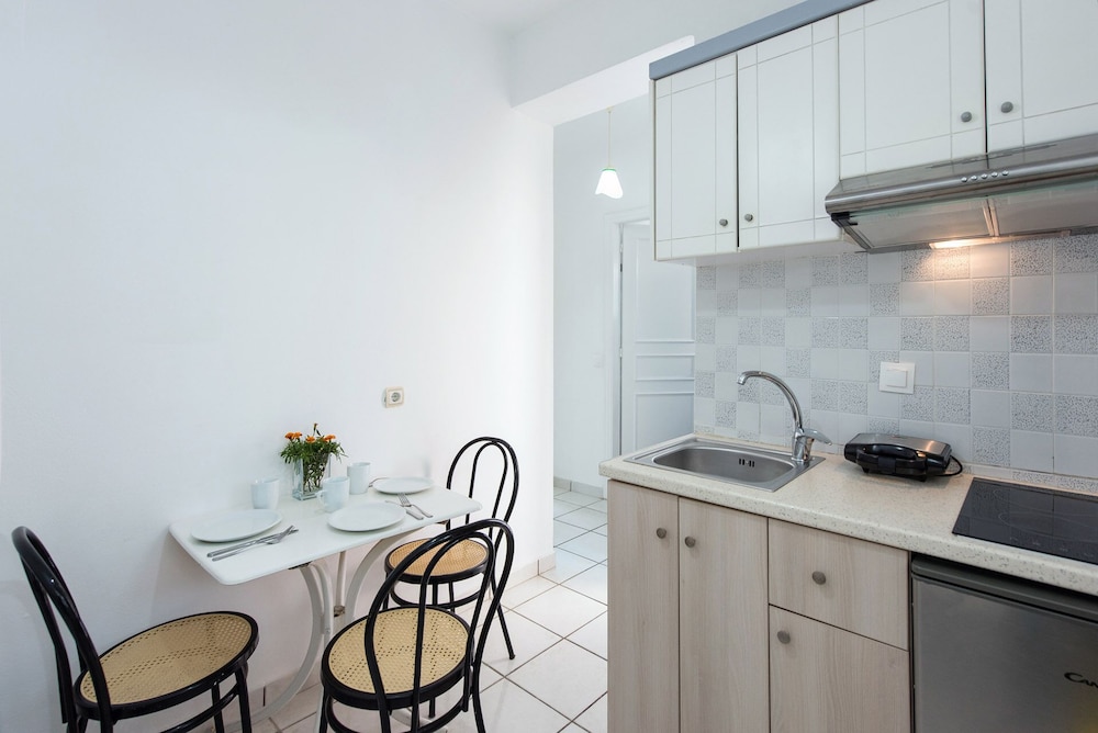 Eriva Hotel 37/37