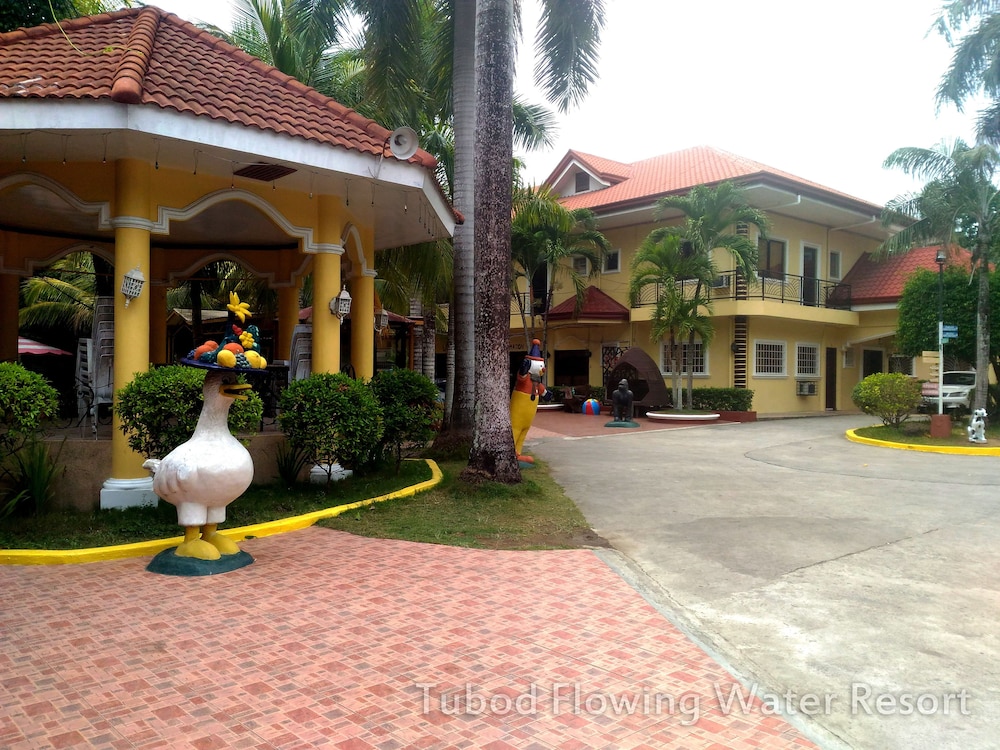 Tubod Flowing Waters Resort 6/49