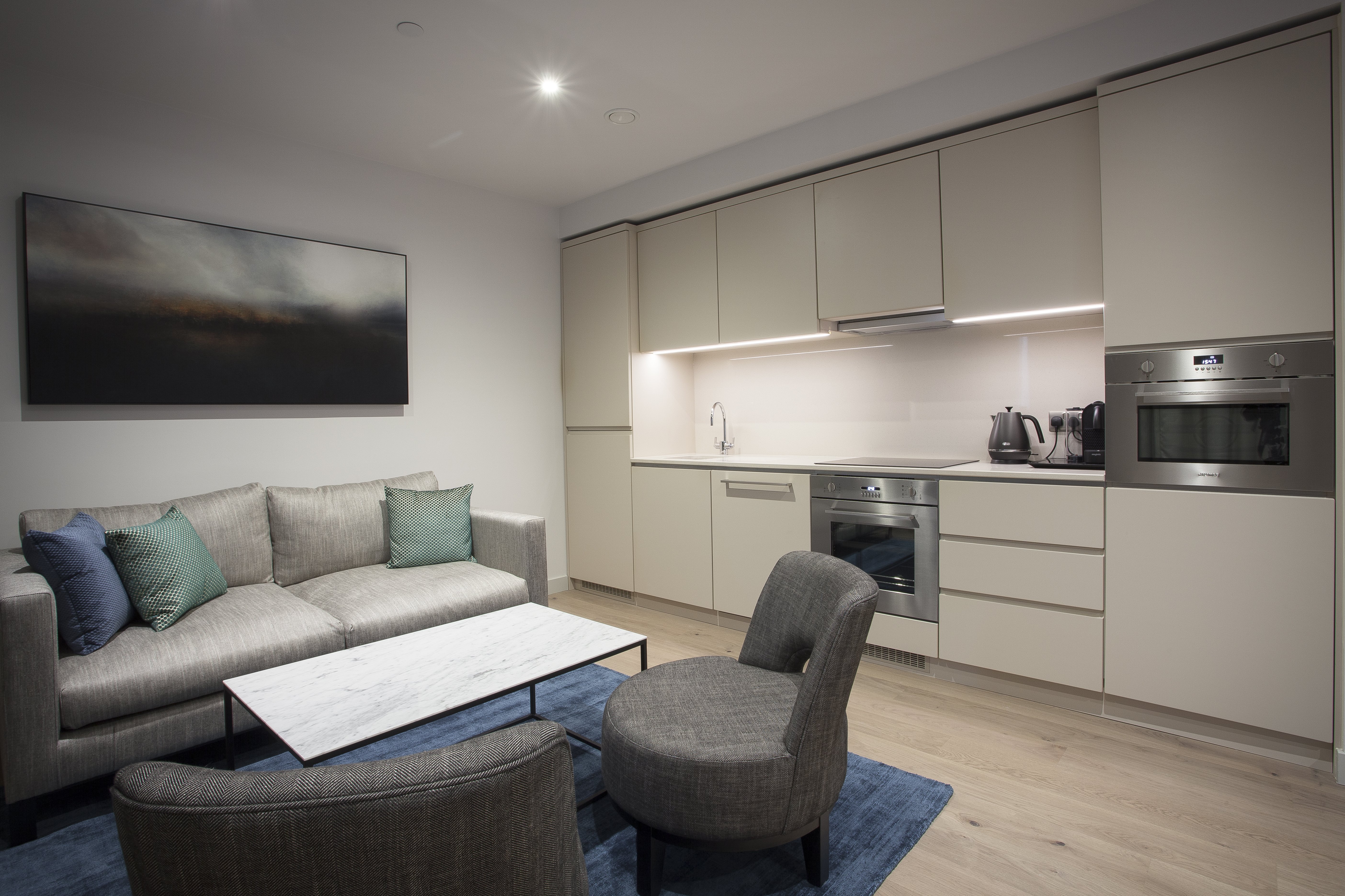CitySuites Aparthotel 60/81
