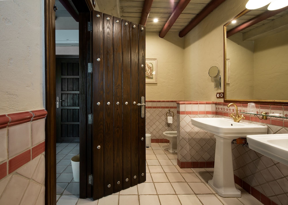 La Malvasia Hotel 49/50