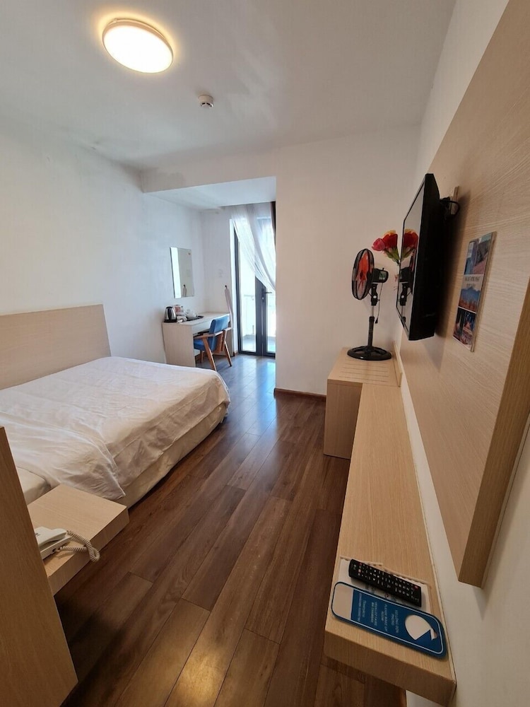 Mille Fleurs Hotel 20/26