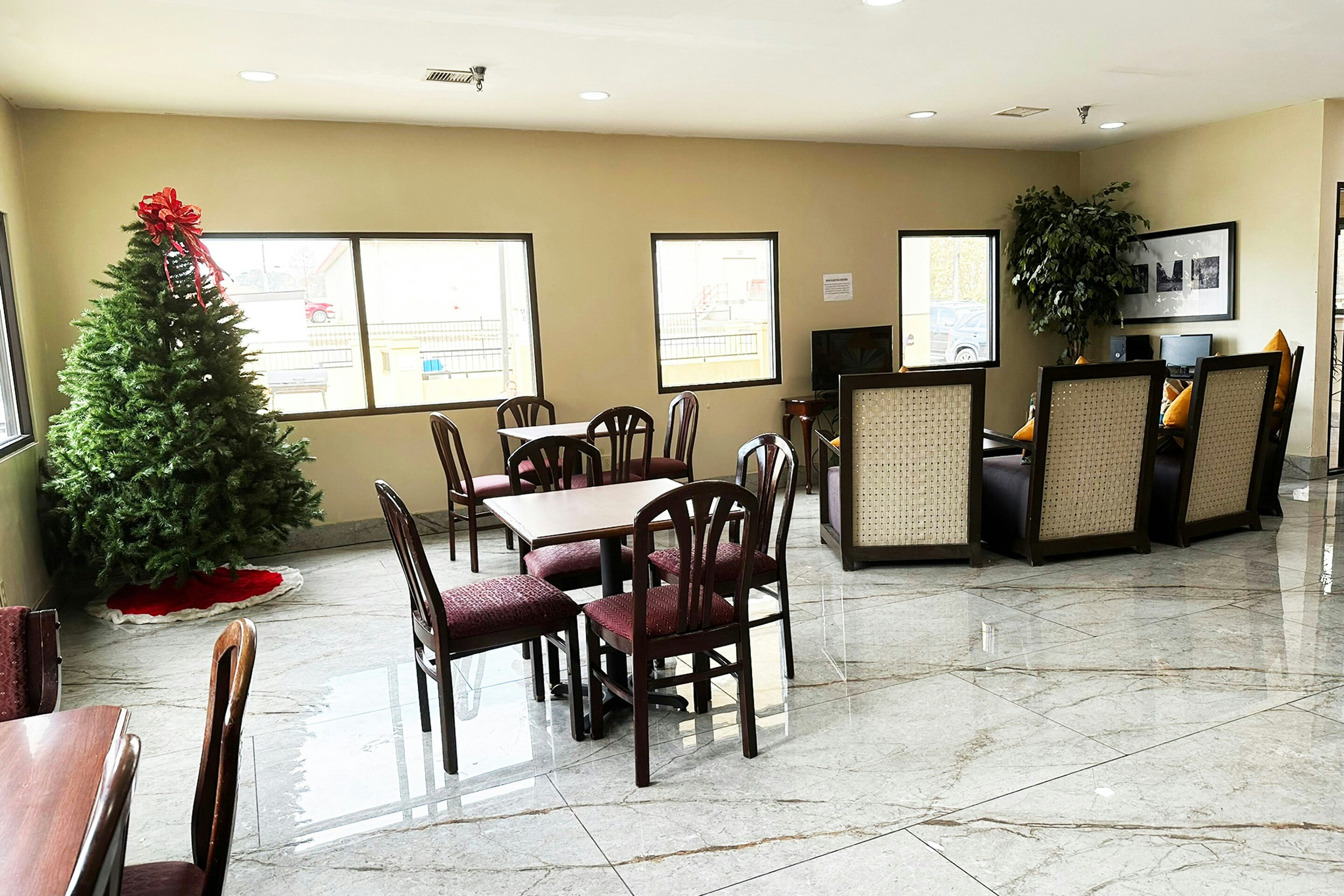 OYO Hotel Rome West GA 18/25