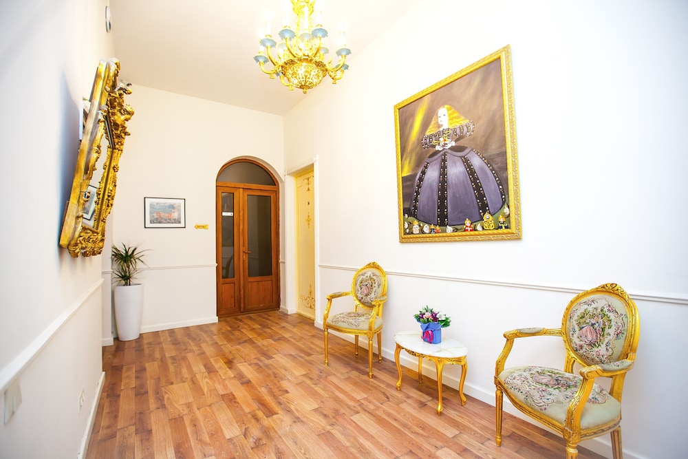 Hotel Rustaveli 9/50