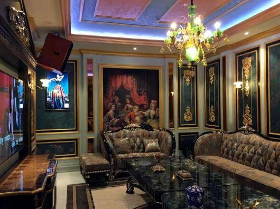 Vienna International Hotel (Mianyang High Speed Railway Station) 38/49