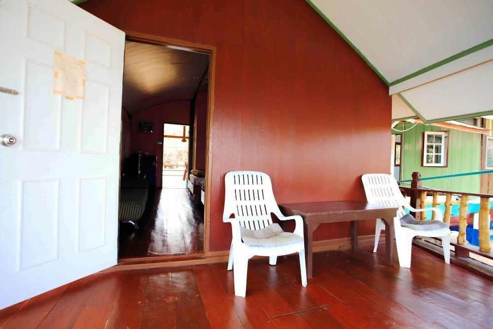 Rimtalay Resort Koh-Sichang 45/70