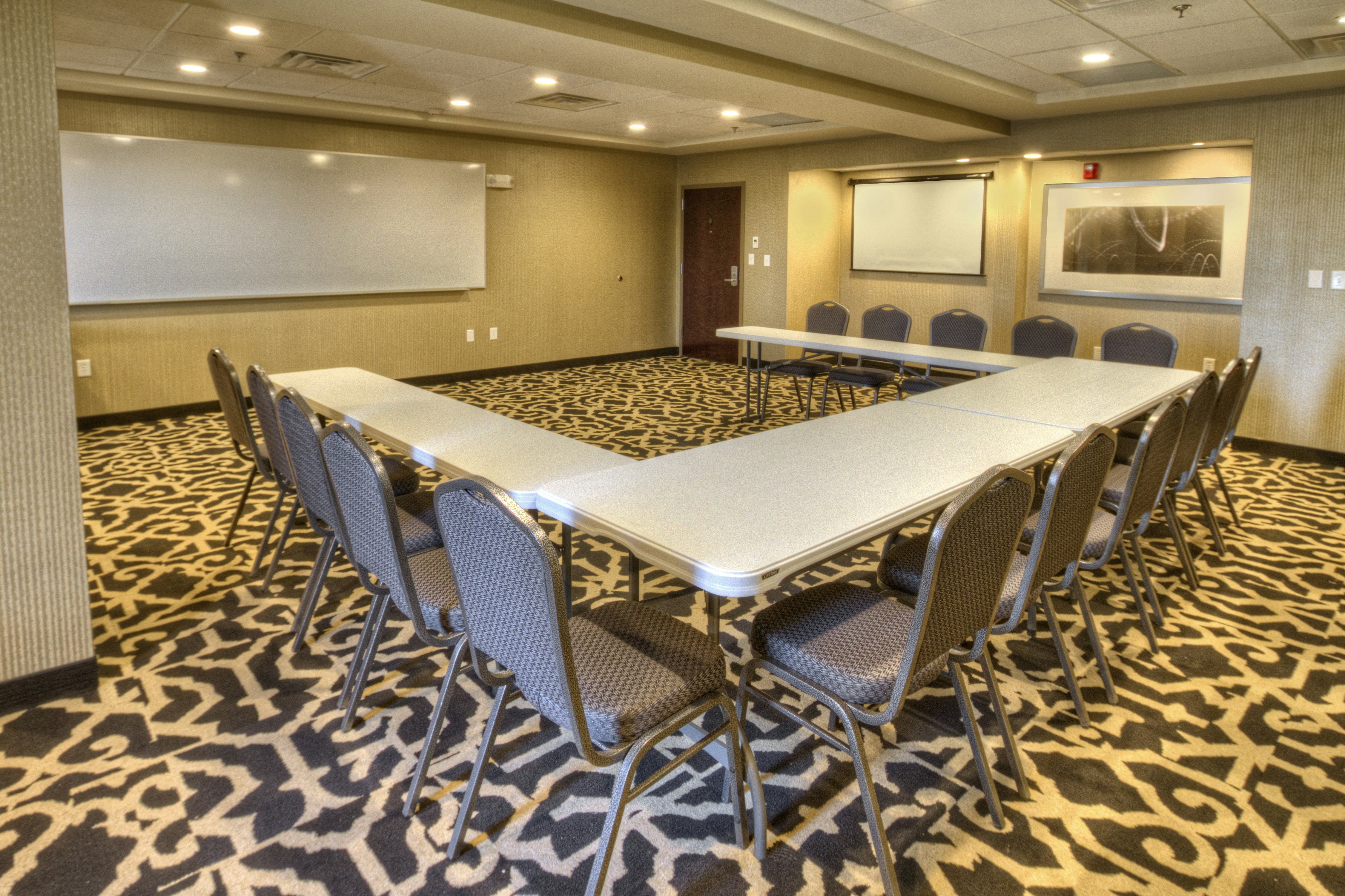 Hampton Inn Cookeville 32/40