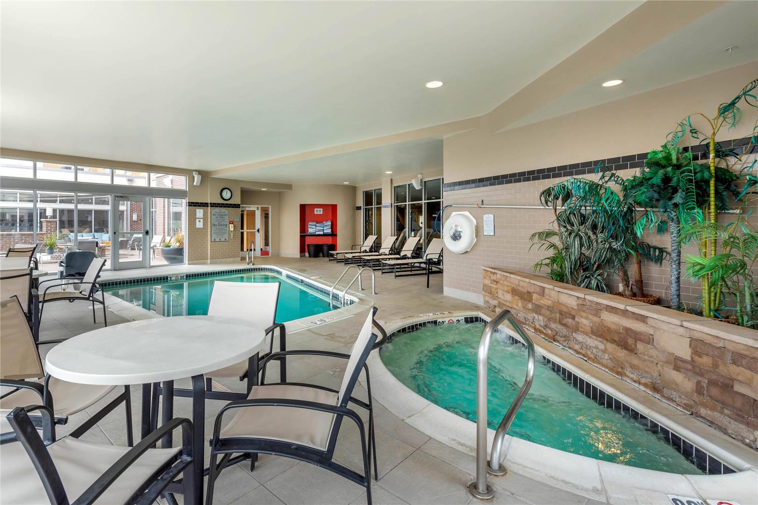 Cambria Hotel Akron - Canton Airport 30/41