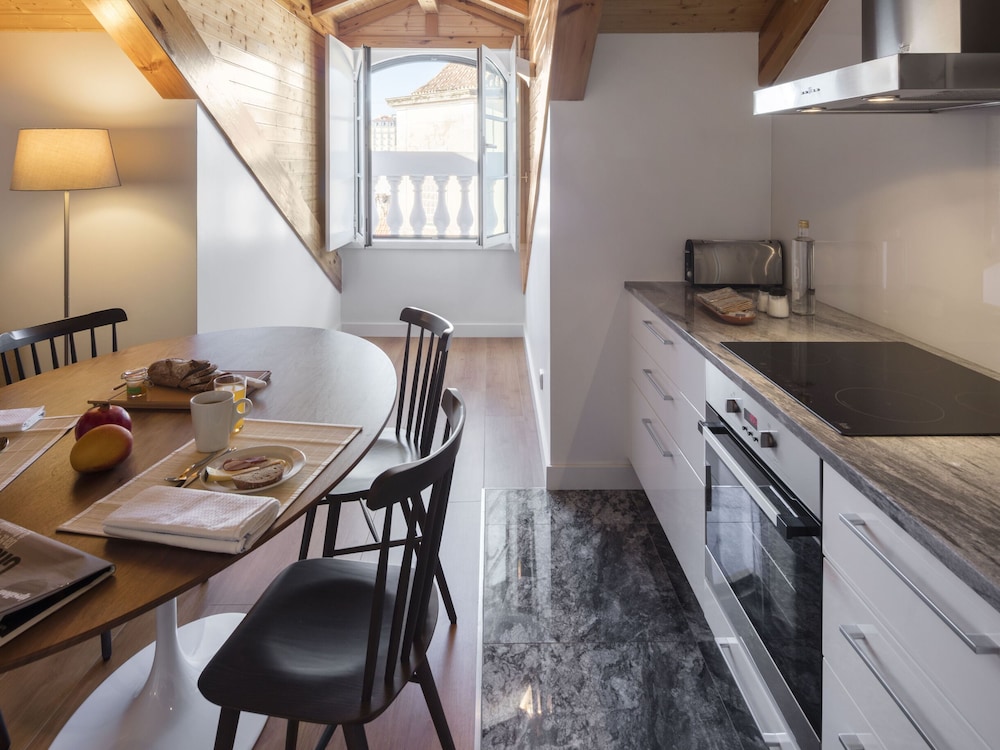 LISBON SERVICED APARTMENTS BAIXA CASTELO 60/74