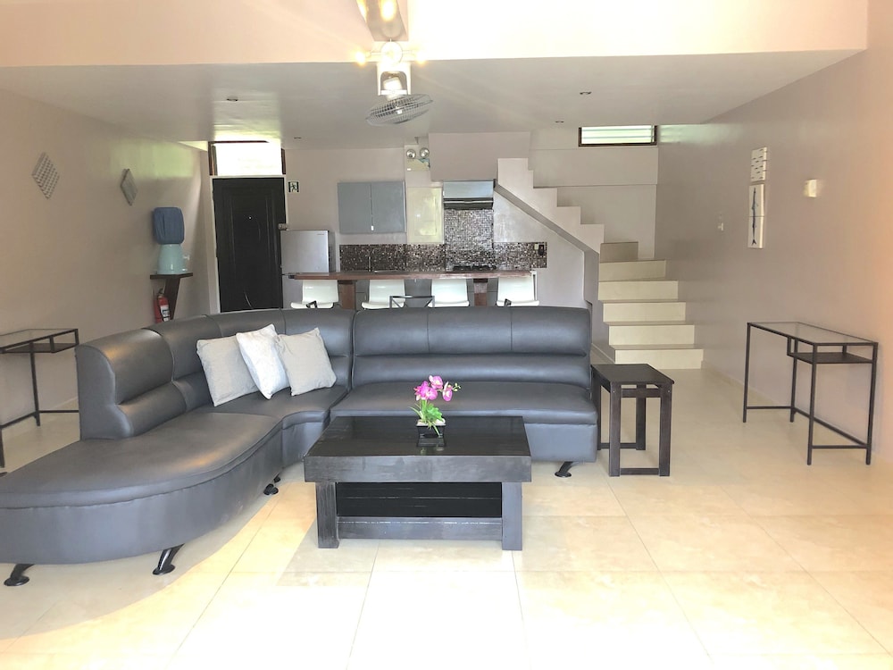 Reef Beach Resort 46/69