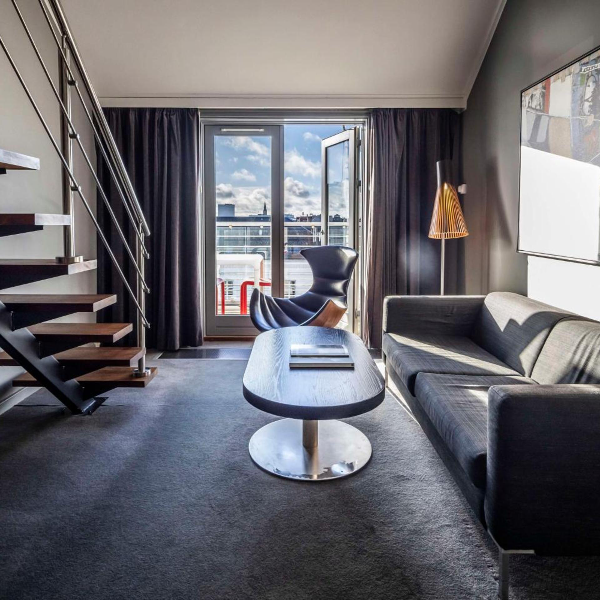 Plus, Superior, King Bed, Terrace