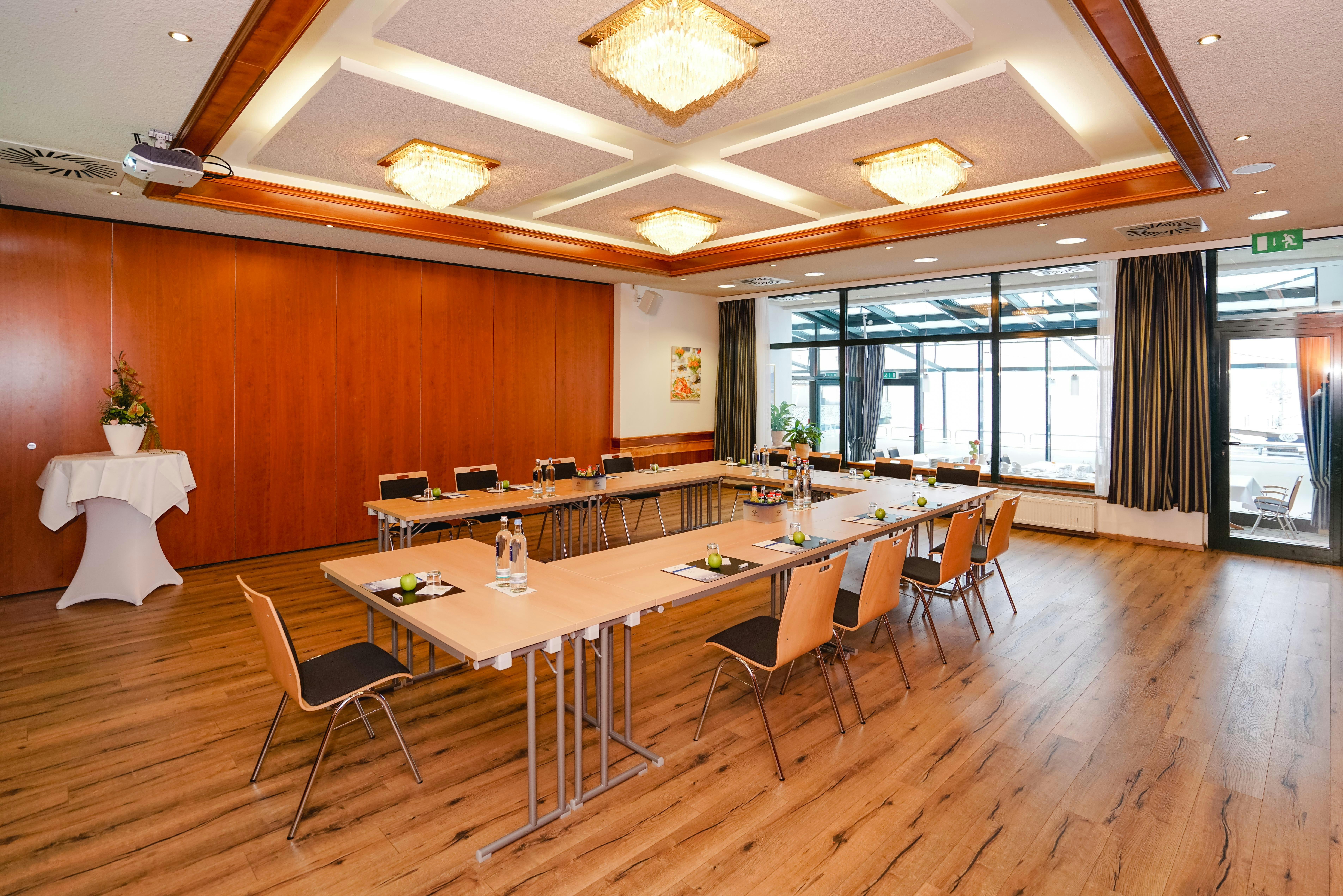 TOP CountryLine Seehotel Berlin-Rangsdorf 24/52