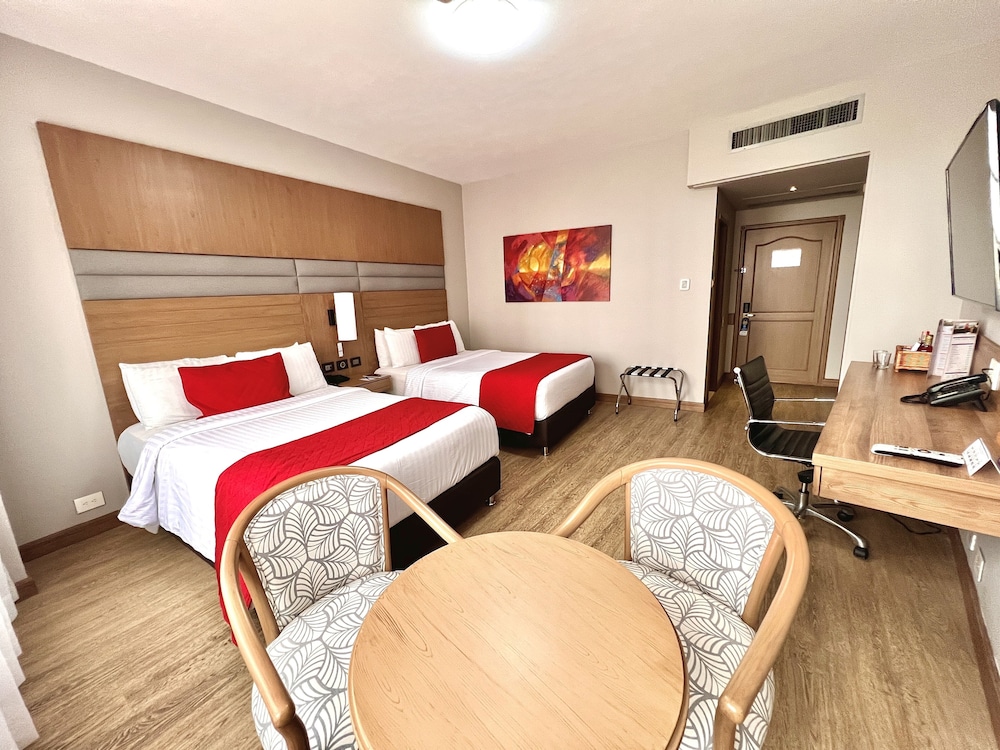 Hotel Dann Carlton Cali 23/64