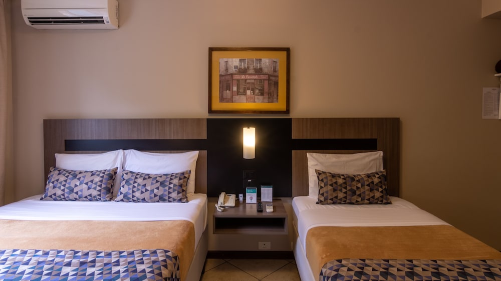 Hotel Deville Express Cascavel 10/50