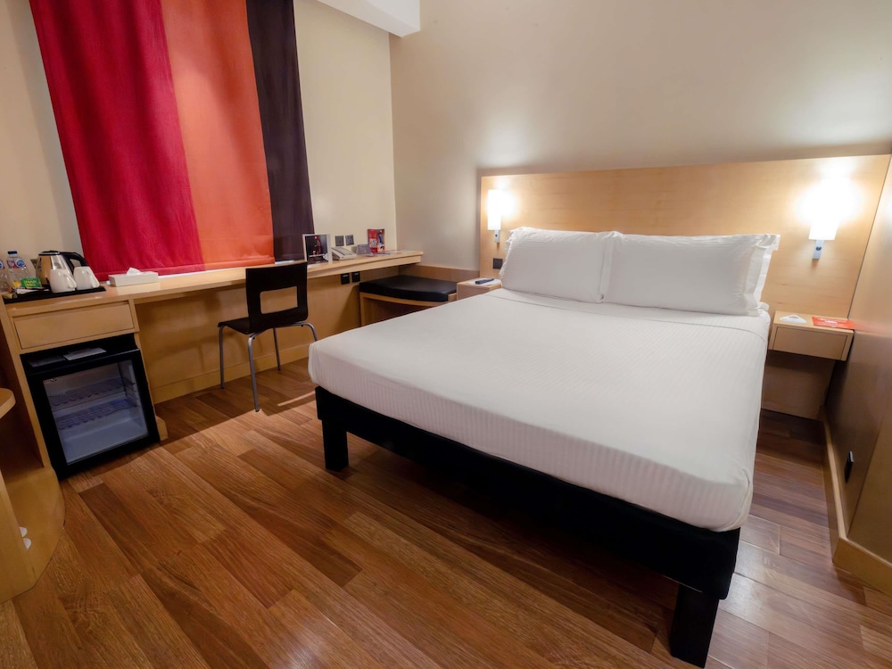ابيس الرياض شارع العليا(Ibis Riyadh Olaya Street) 28/73