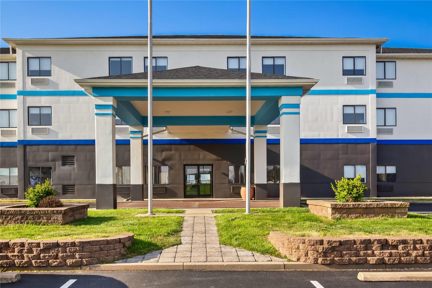 Days Inn by Wyndham Collinsville/St. Louis 2/11