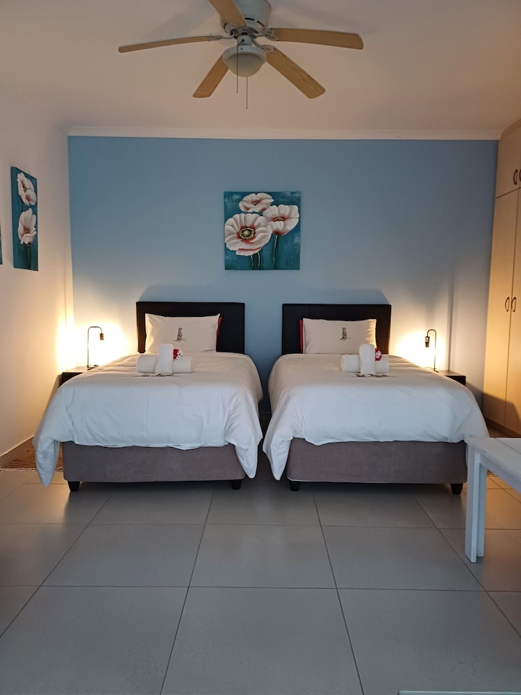Capbon Guesthouse 12/50