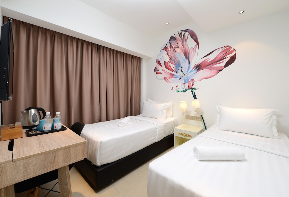 Hotel De Art Usj 21 21/35