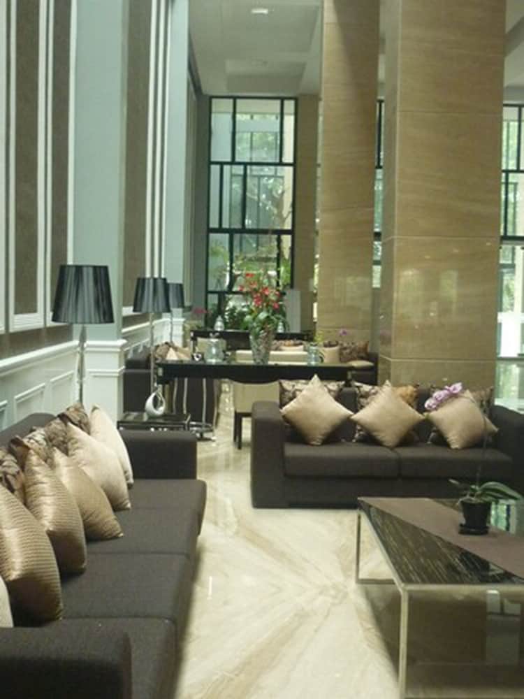 Travello Hotel Bandung 36/60
