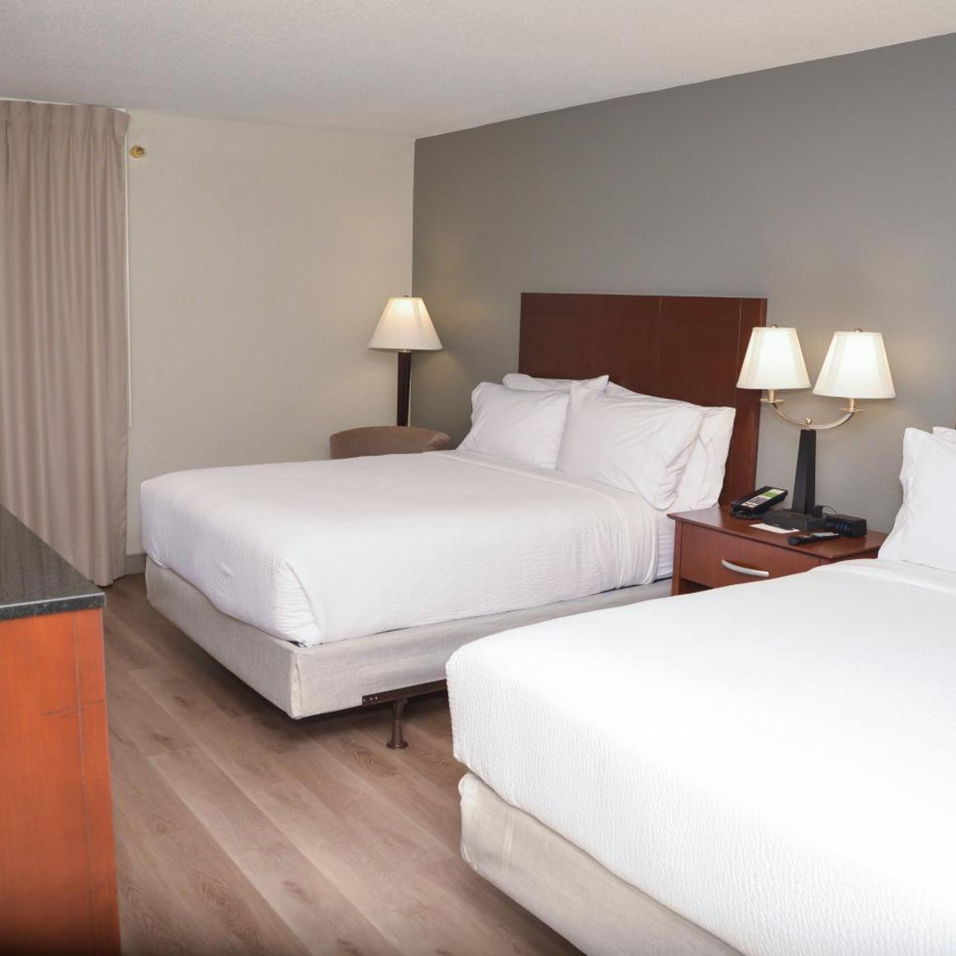 Premium, 2 Double Beds, Pool Access