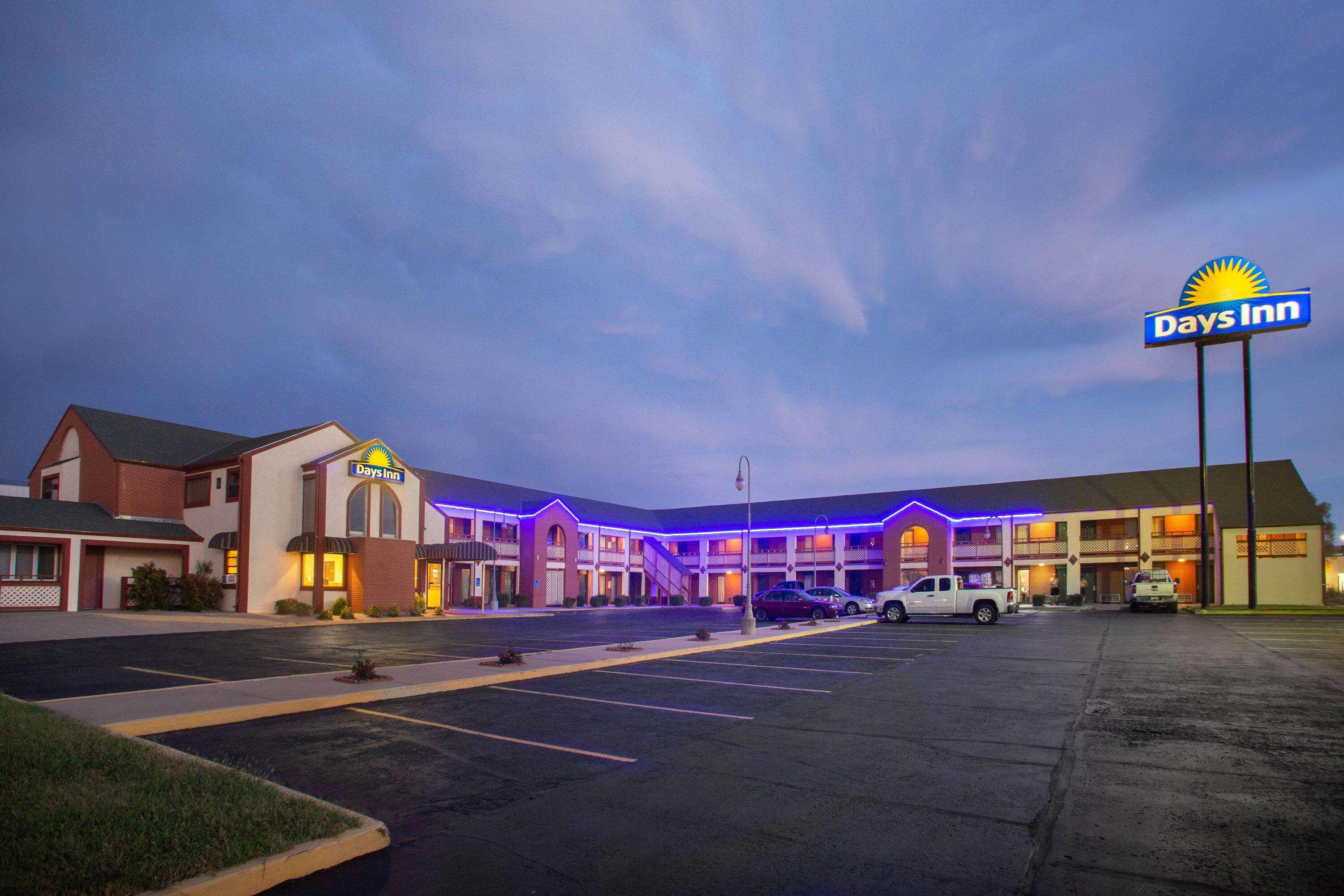Economy Hotel Wichita- Florence St 41/48