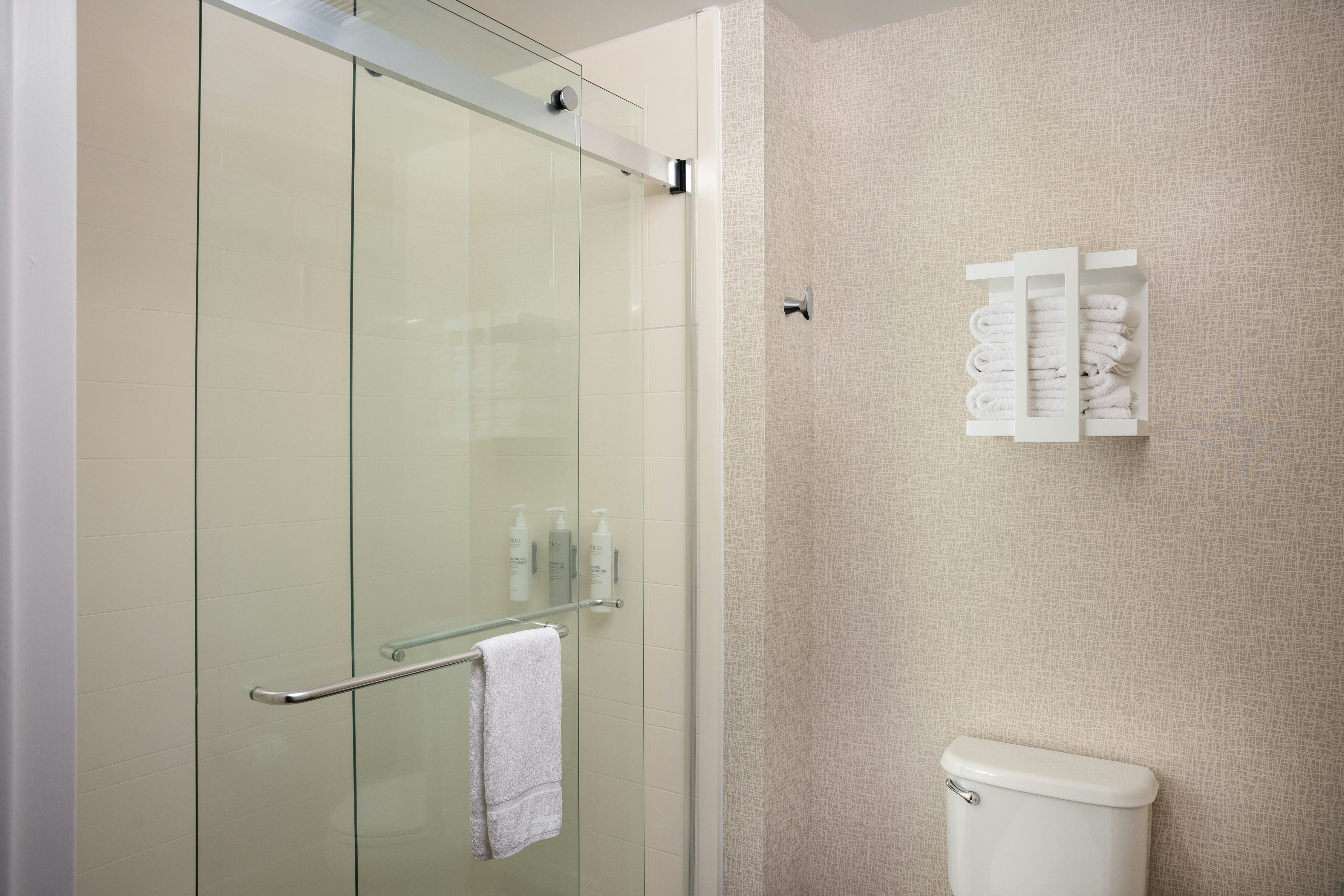 جناح بسرير كينج لذوي الإعاقة، Hampton Inn Suites Asheville I 26 7/7